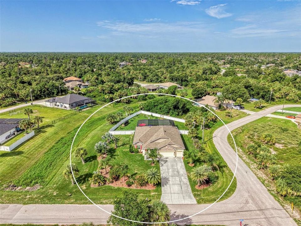 For Sale: $699,900 (4 beds, 3 baths, 2431 Square Feet)