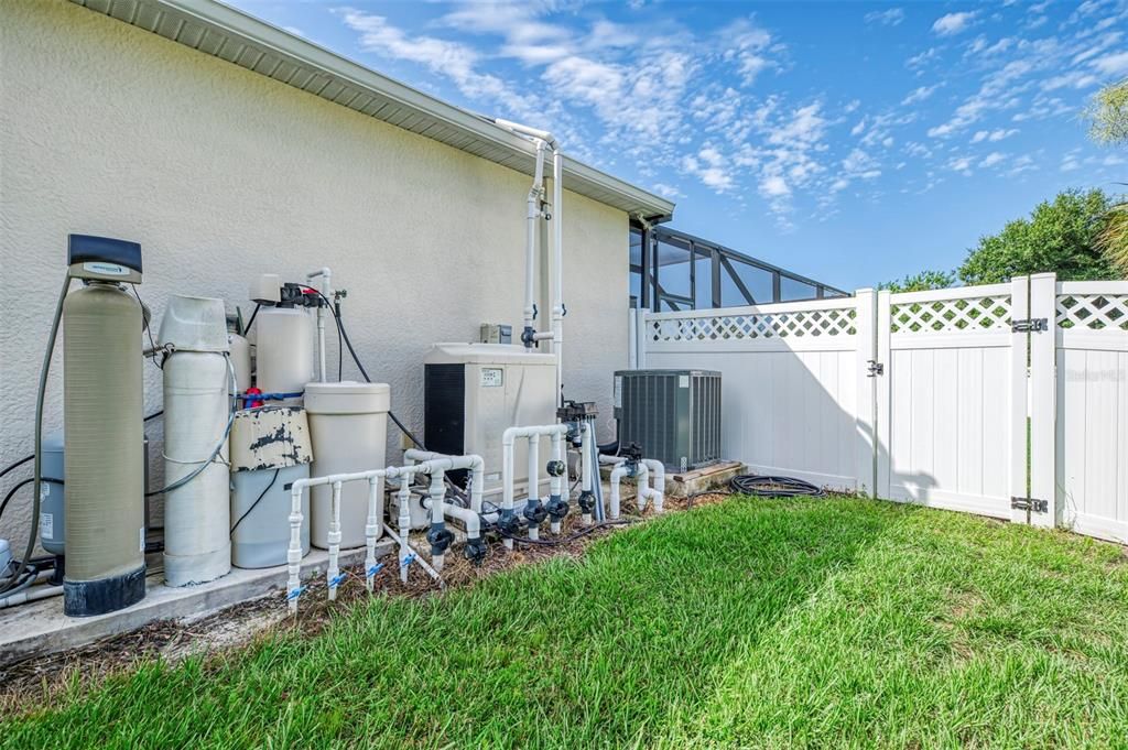 For Sale: $699,900 (4 beds, 3 baths, 2431 Square Feet)
