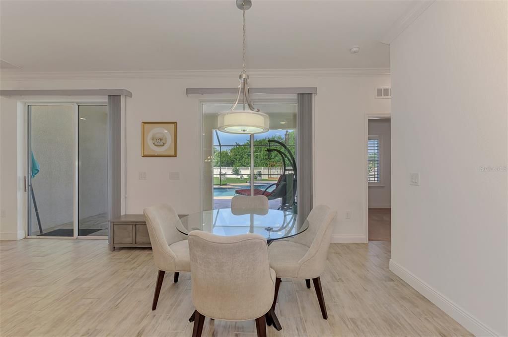 For Sale: $699,900 (4 beds, 3 baths, 2431 Square Feet)