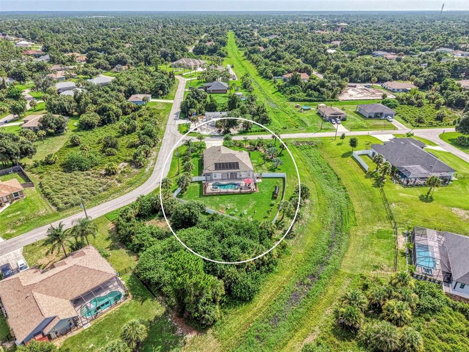 For Sale: $699,900 (4 beds, 3 baths, 2431 Square Feet)
