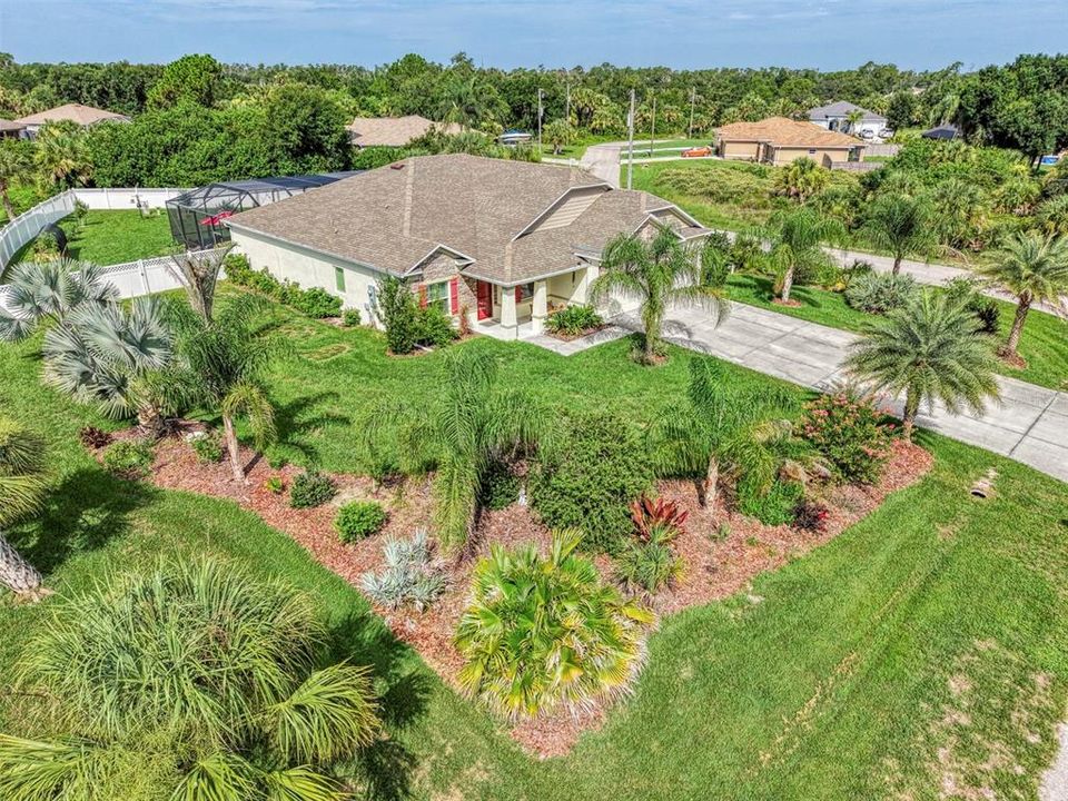 For Sale: $699,900 (4 beds, 3 baths, 2431 Square Feet)