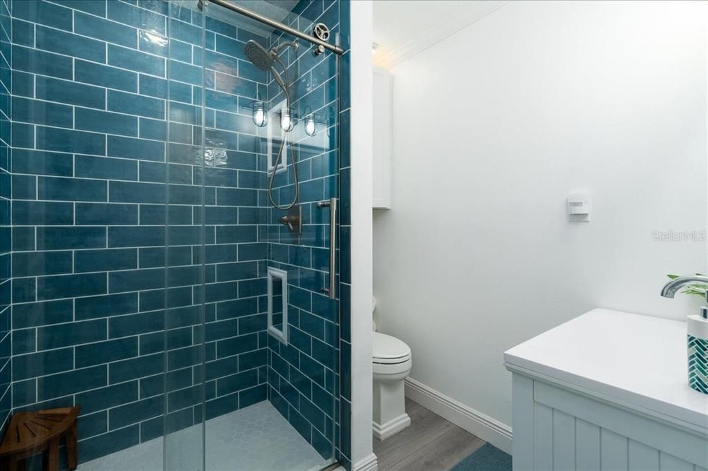 Activo con contrato: $997,900 (3 camas, 2 baños, 1180 Pies cuadrados)