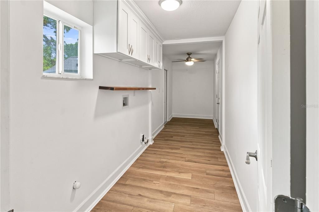 Activo con contrato: $549,900 (4 camas, 3 baños, 3095 Pies cuadrados)