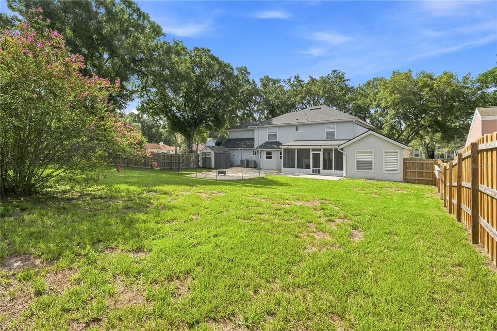 Activo con contrato: $549,900 (4 camas, 3 baños, 3095 Pies cuadrados)
