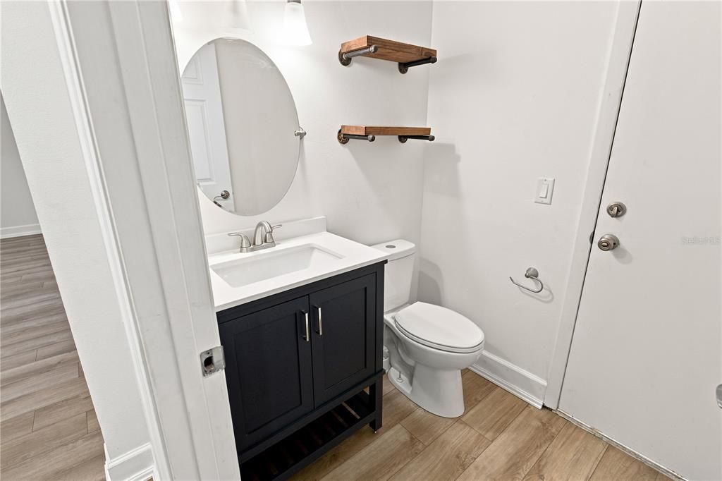 Activo con contrato: $549,900 (4 camas, 3 baños, 3095 Pies cuadrados)
