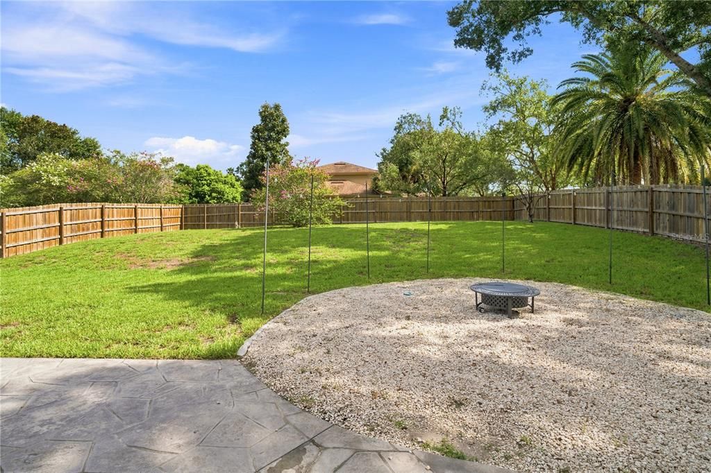 Activo con contrato: $549,900 (4 camas, 3 baños, 3095 Pies cuadrados)