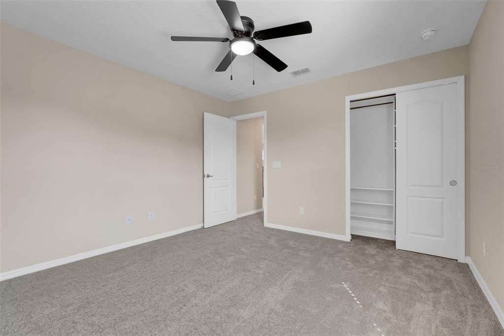 En Venta: $815,000 (4 camas, 3 baños, 2790 Pies cuadrados)