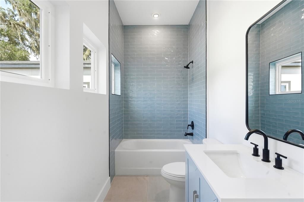 For Sale: $559,000 (3 beds, 2 baths, 1576 Square Feet)