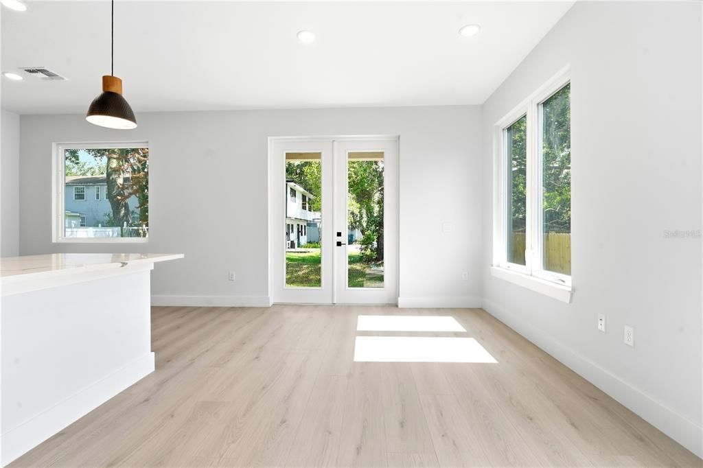 For Sale: $559,000 (3 beds, 2 baths, 1576 Square Feet)