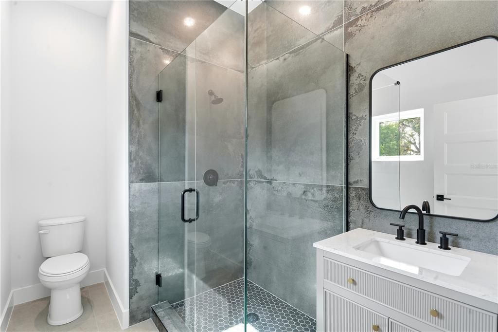 For Sale: $559,000 (3 beds, 2 baths, 1576 Square Feet)
