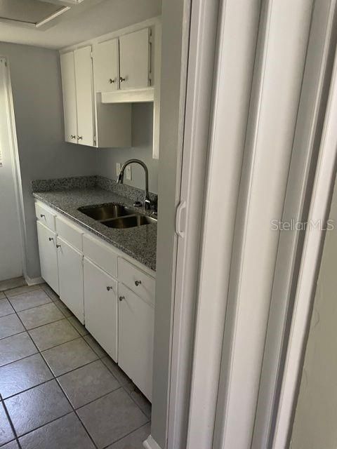 For Rent: $1,150 (1 beds, 1 baths, 800 Square Feet)