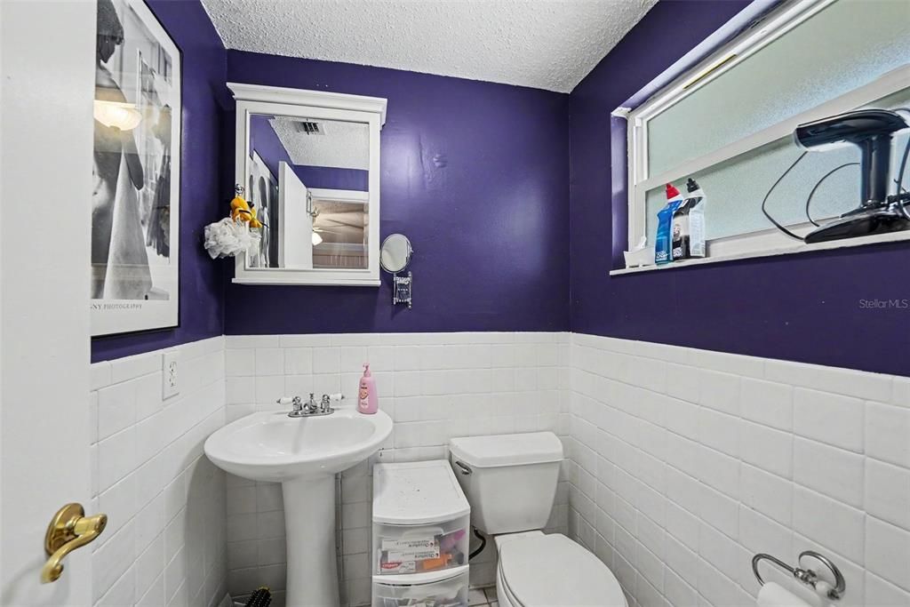 Activo con contrato: $299,000 (3 camas, 1 baños, 1056 Pies cuadrados)