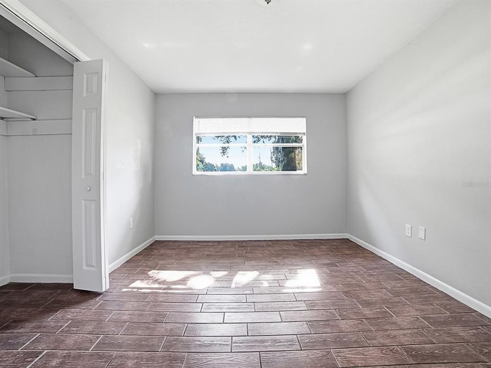 For Sale: $284,990 (3 beds, 1 baths, 1301 Square Feet)