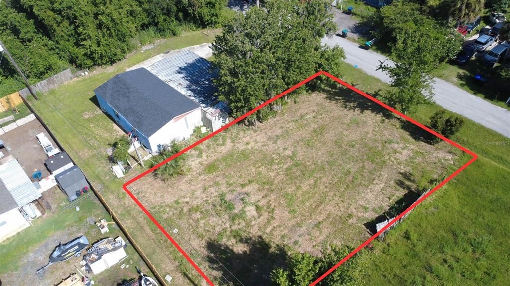 待售: $49,700 (0.17 acres)