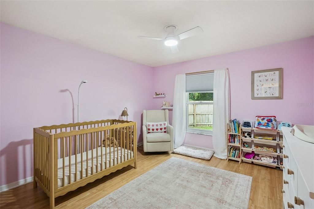 Activo con contrato: $449,000 (3 camas, 2 baños, 1673 Pies cuadrados)