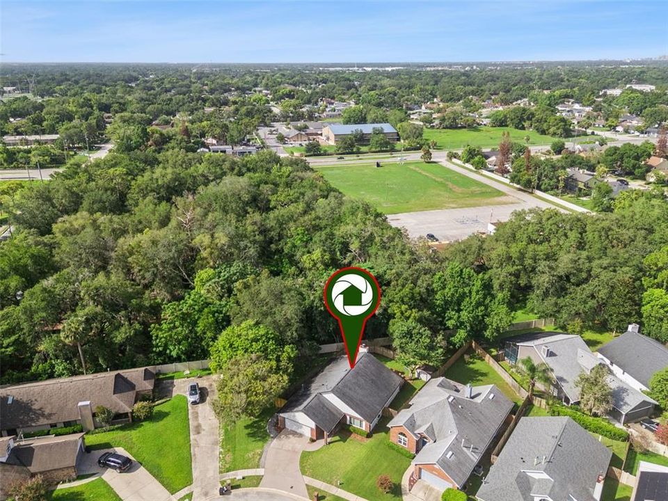 Activo con contrato: $449,000 (3 camas, 2 baños, 1673 Pies cuadrados)