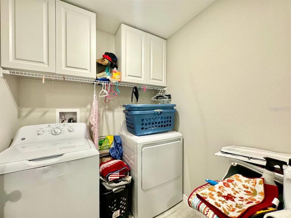 В аренду: $2,700 (4 спален, 2 ванн, 2439 Квадратных фут)