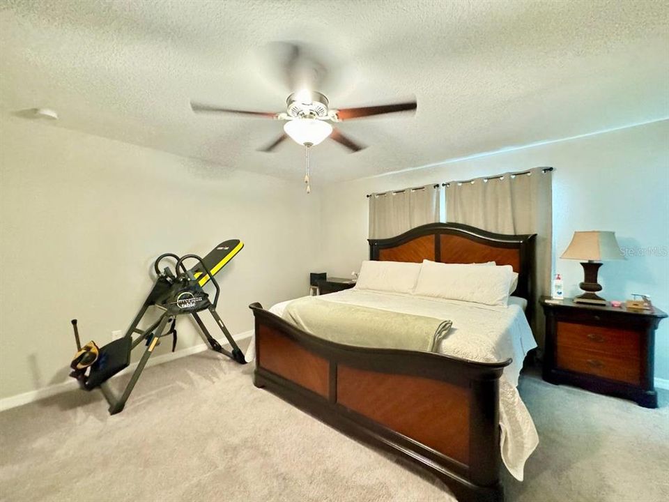 В аренду: $2,700 (4 спален, 2 ванн, 2439 Квадратных фут)