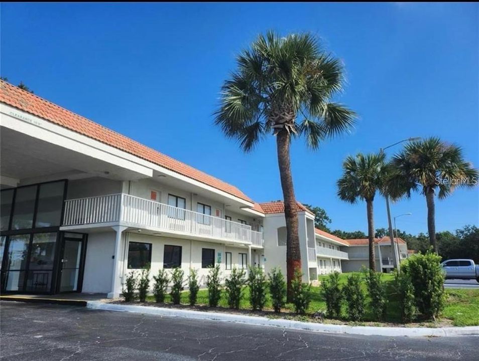 For Sale: $57,000 (1 beds, 1 baths, 198 Square Feet)
