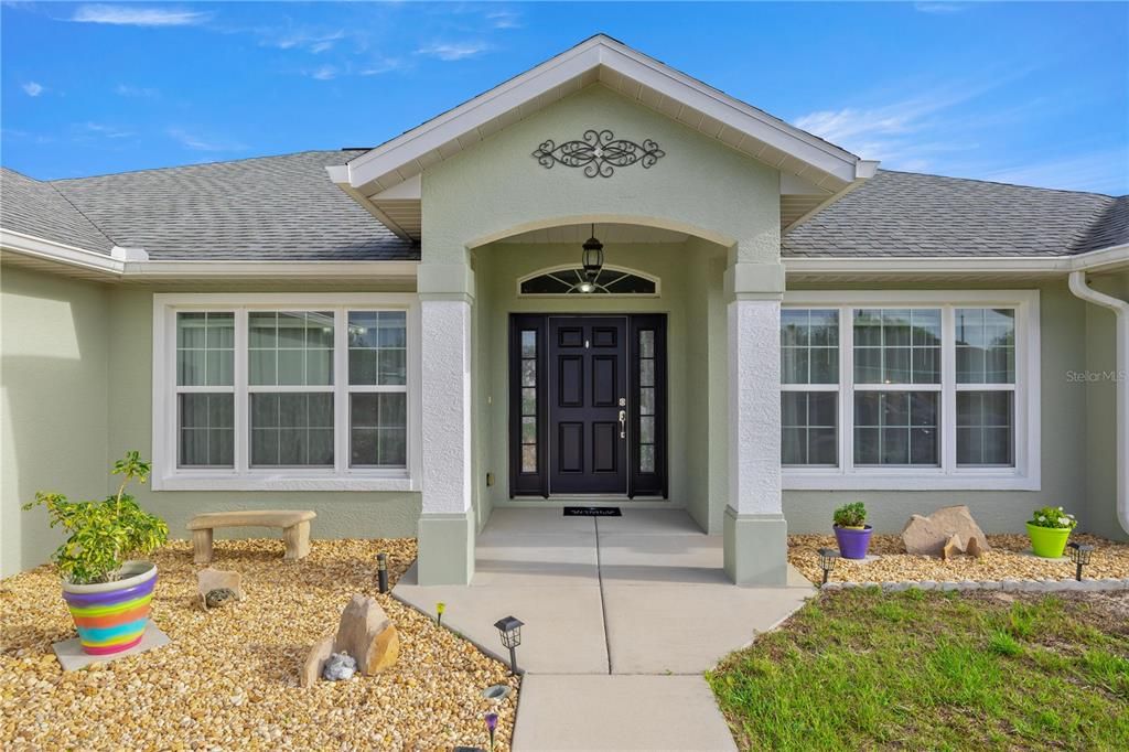 For Sale: $355,000 (3 beds, 2 baths, 2150 Square Feet)