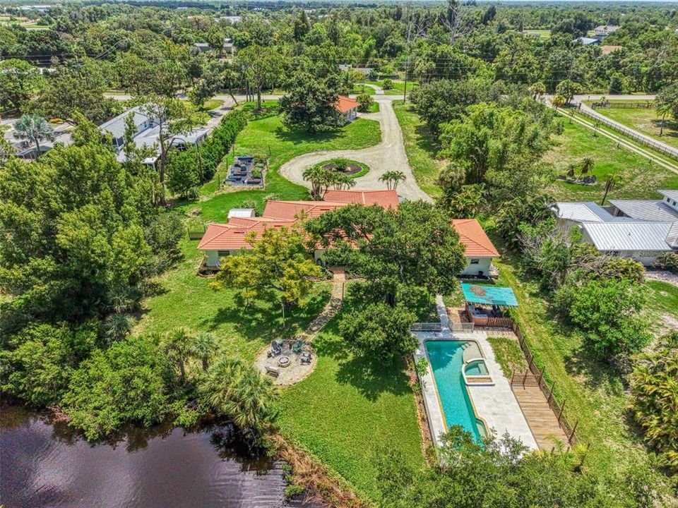 На продажу: $1,190,000 (4 спален, 3 ванн, 3733 Квадратных фут)