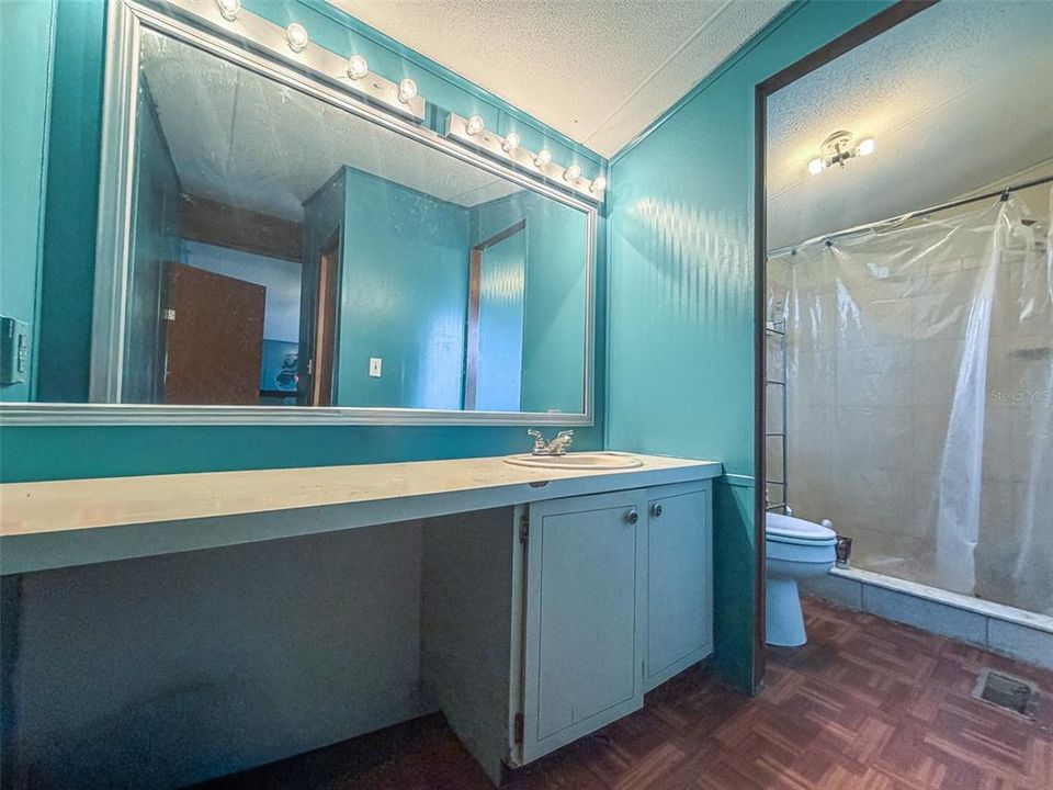 На продажу: $199,000 (3 спален, 2 ванн, 1560 Квадратных фут)