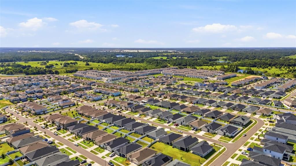 На продажу: $350,000 (4 спален, 2 ванн, 1768 Квадратных фут)