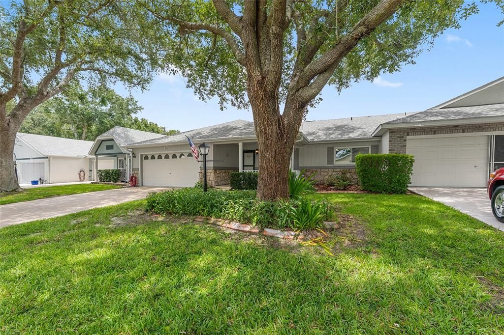 For Sale: $185,900 (2 beds, 2 baths, 1748 Square Feet)