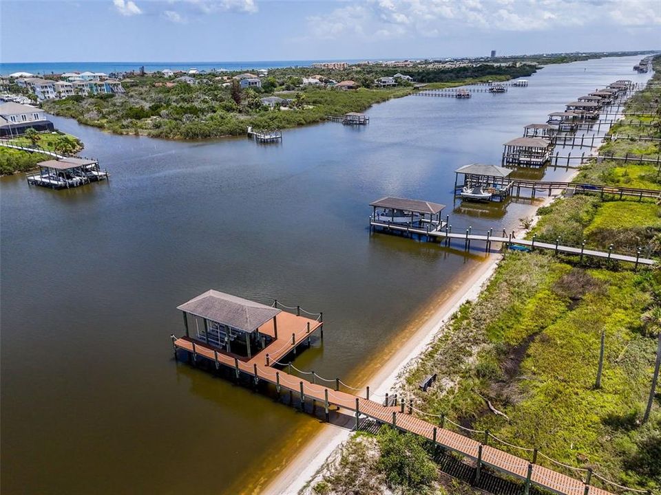 待售: $324,900 (0.52 acres)