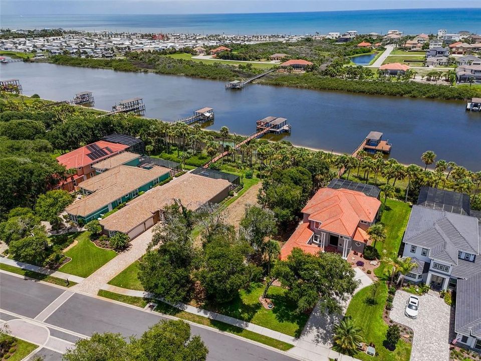 待售: $324,900 (0.52 acres)