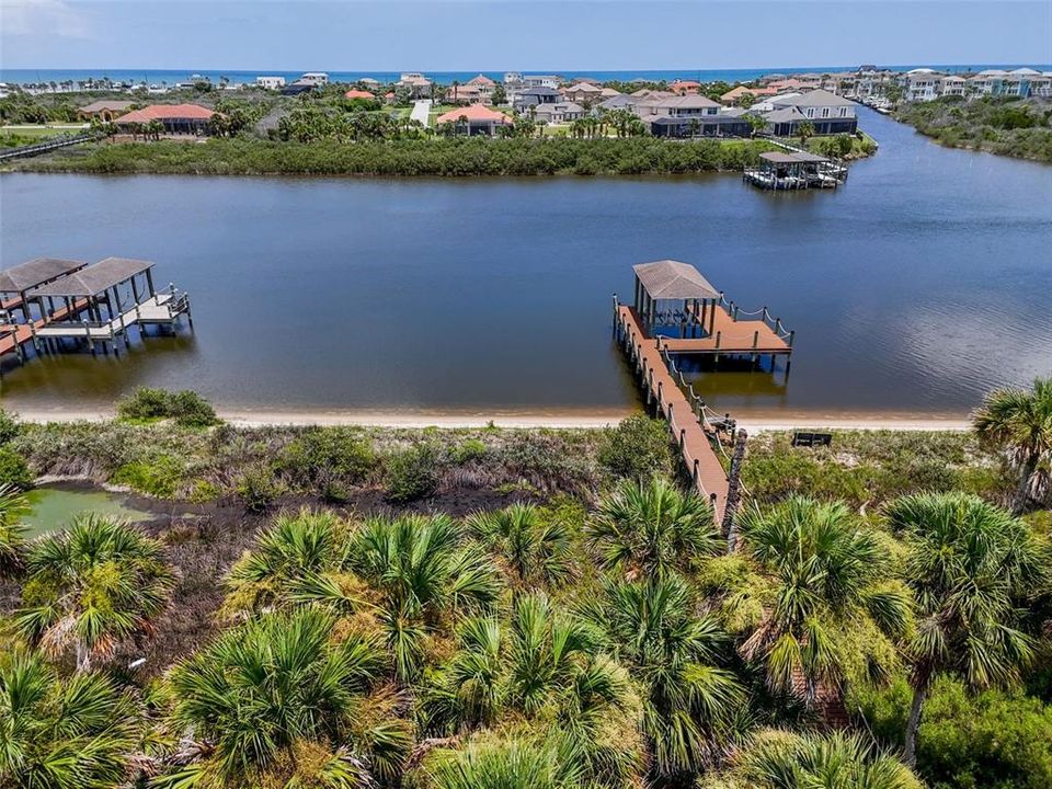 待售: $324,900 (0.52 acres)