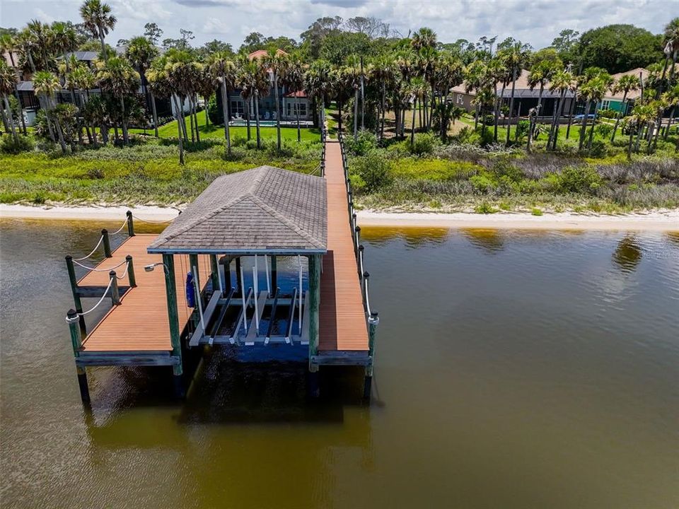 待售: $324,900 (0.52 acres)