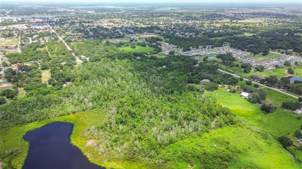 En Venta: $950,000 (4.71 acres)
