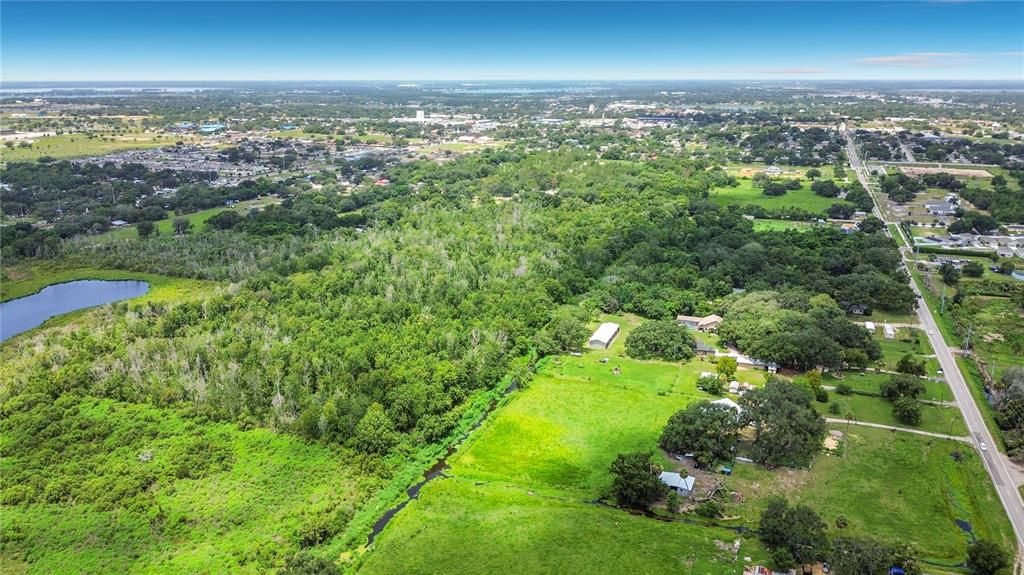 En Venta: $950,000 (4.71 acres)