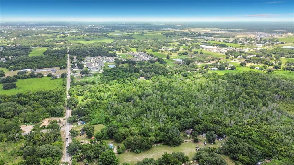 En Venta: $950,000 (4.71 acres)