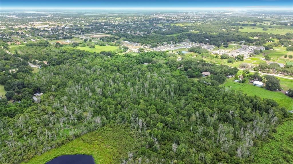 En Venta: $950,000 (4.71 acres)