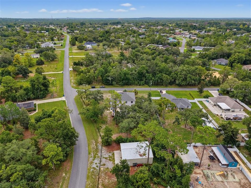 Activo con contrato: $595,000 (6 camas, 4 baños, 3900 Pies cuadrados)