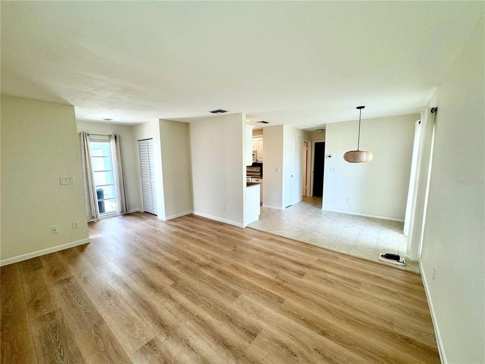En Venta: $134,900 (1 camas, 1 baños, 814 Pies cuadrados)
