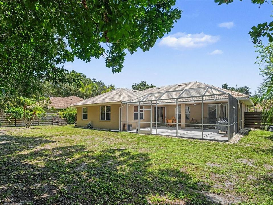 For Sale: $599,000 (3 beds, 2 baths, 2103 Square Feet)