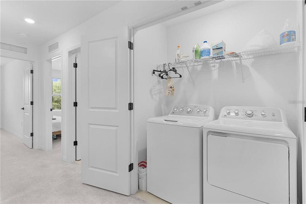 В аренду: $2,500 (3 спален, 2 ванн, 1558 Квадратных фут)