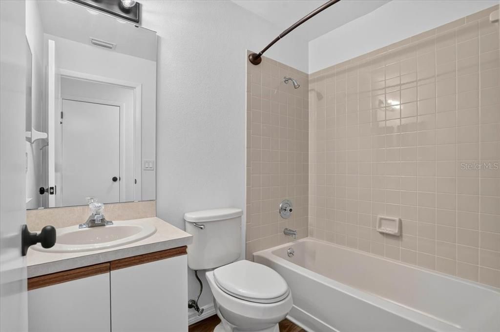 En Venta: $200,000 (2 camas, 2 baños, 1102 Pies cuadrados)
