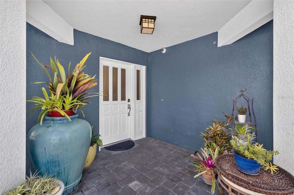 Active With Contract: $975,000 (4 beds, 3 baths, 3027 Square Feet)