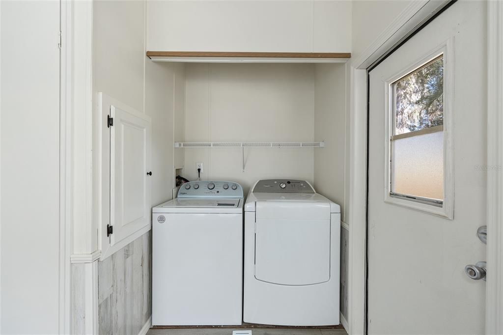 En Venta: $230,000 (3 camas, 2 baños, 1542 Pies cuadrados)