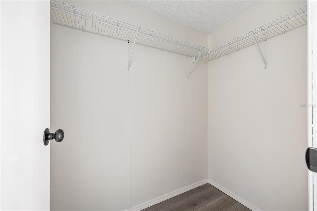 En Venta: $230,000 (3 camas, 2 baños, 1542 Pies cuadrados)