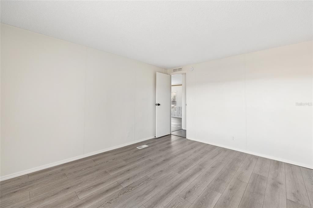 En Venta: $230,000 (3 camas, 2 baños, 1542 Pies cuadrados)