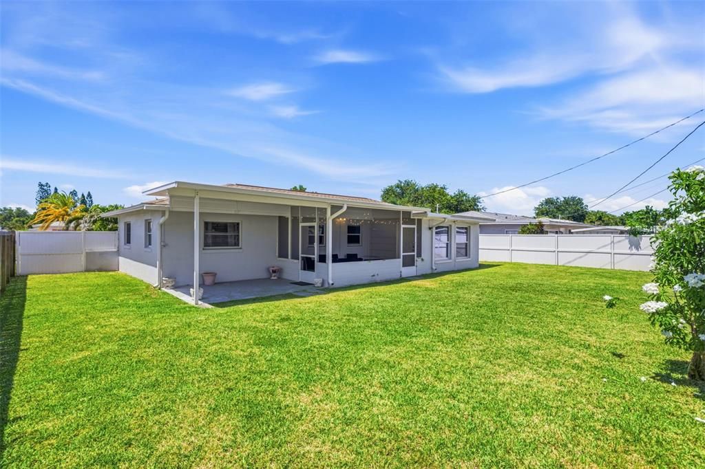 En Venta: $375,000 (2 camas, 1 baños, 1120 Pies cuadrados)
