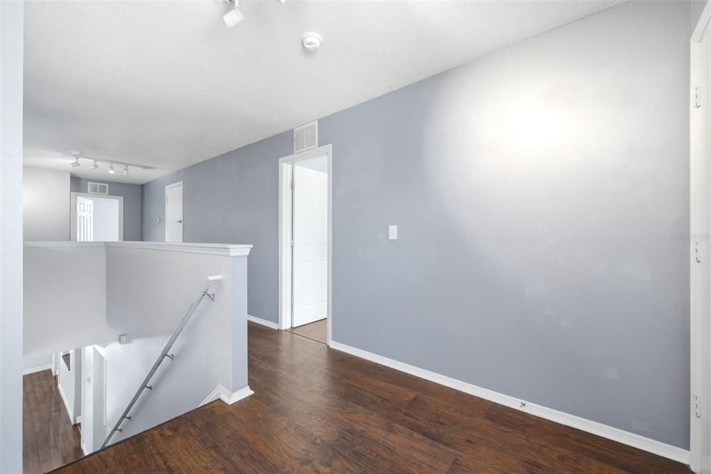 En Venta: $455,000 (4 camas, 2 baños, 3216 Pies cuadrados)