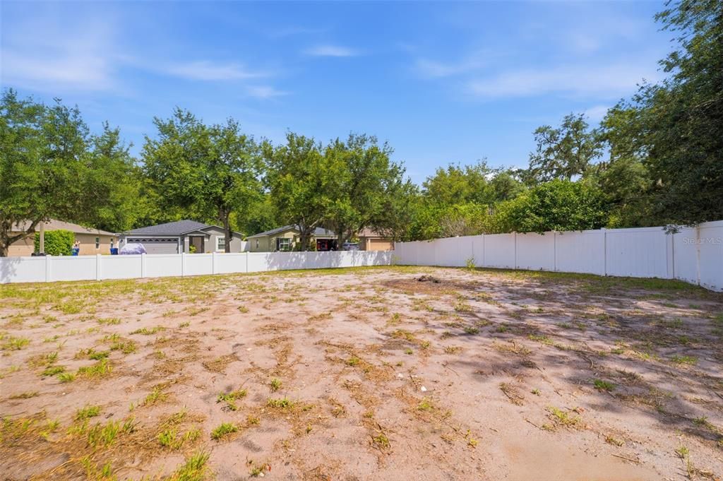 En Venta: $455,000 (4 camas, 2 baños, 3216 Pies cuadrados)