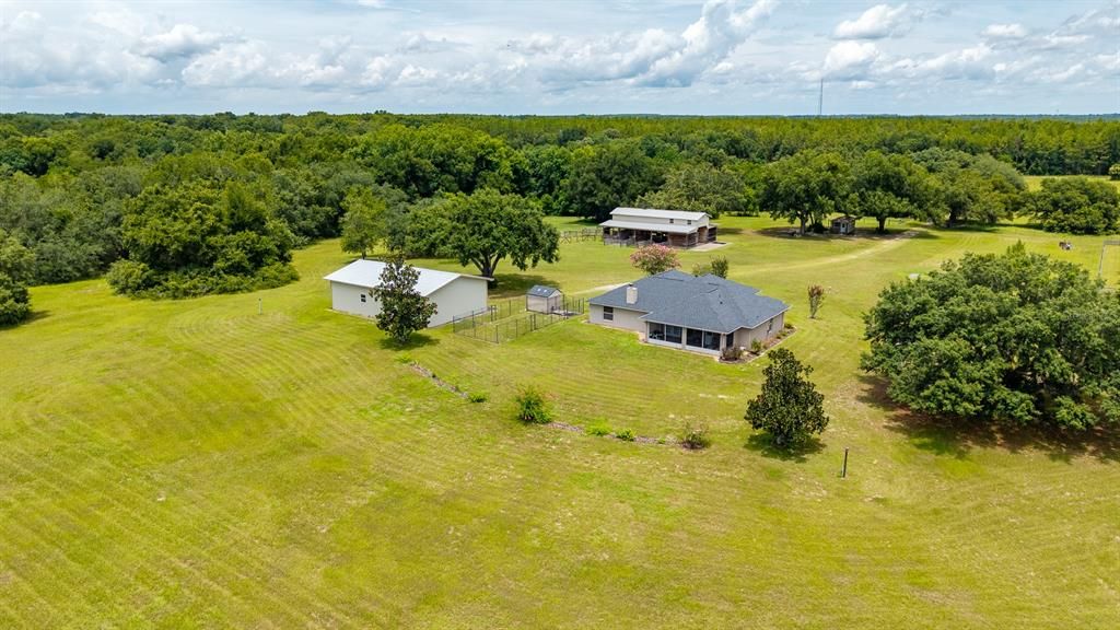 En Venta: $1,599,900 (3 camas, 2 baños, 1972 Pies cuadrados)