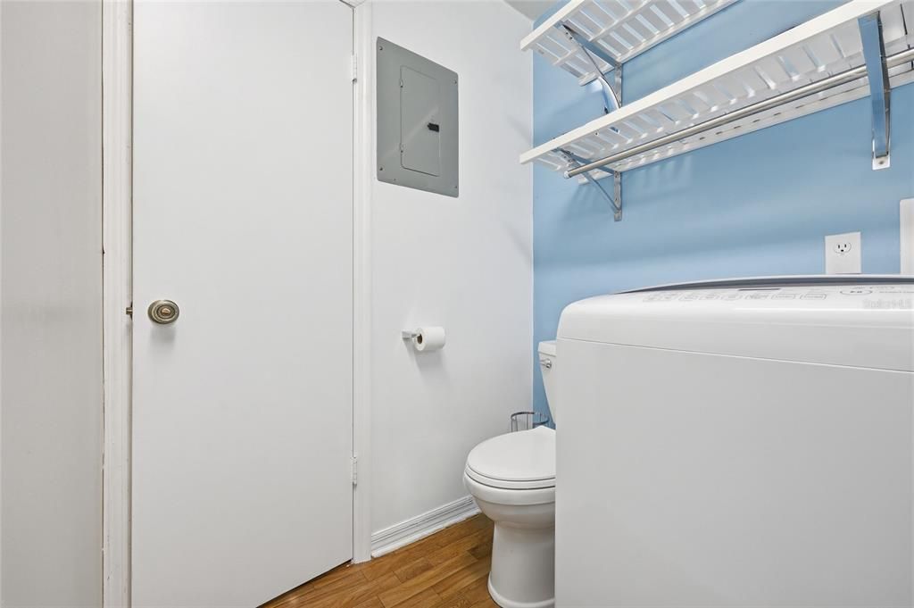 На продажу: $549,900 (4 спален, 2 ванн, 2092 Квадратных фут)